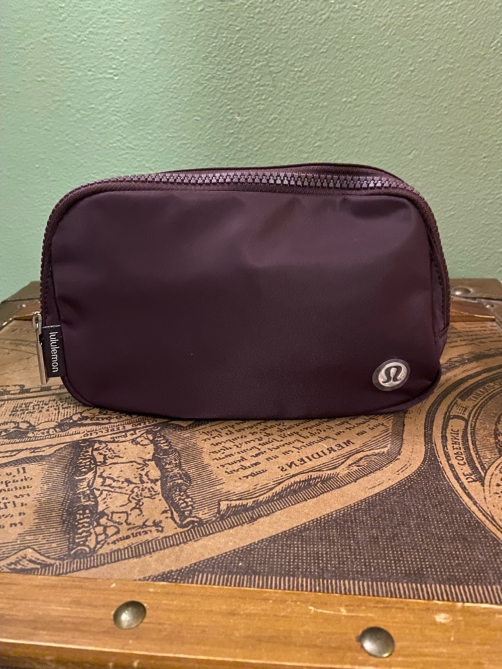 Lululemon Women’s Plum Fanny Pack